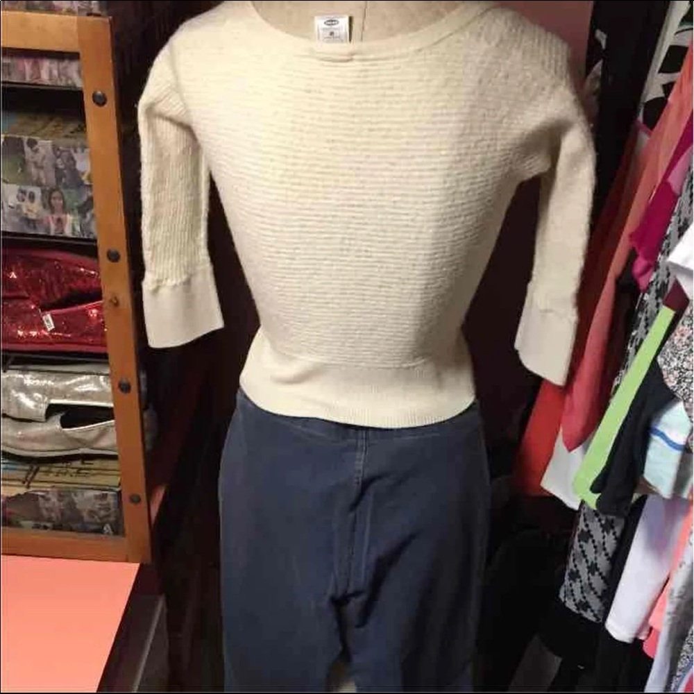 Size medium outfit - Picture 2 of 2